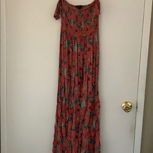 Maxi over the shoulder dress